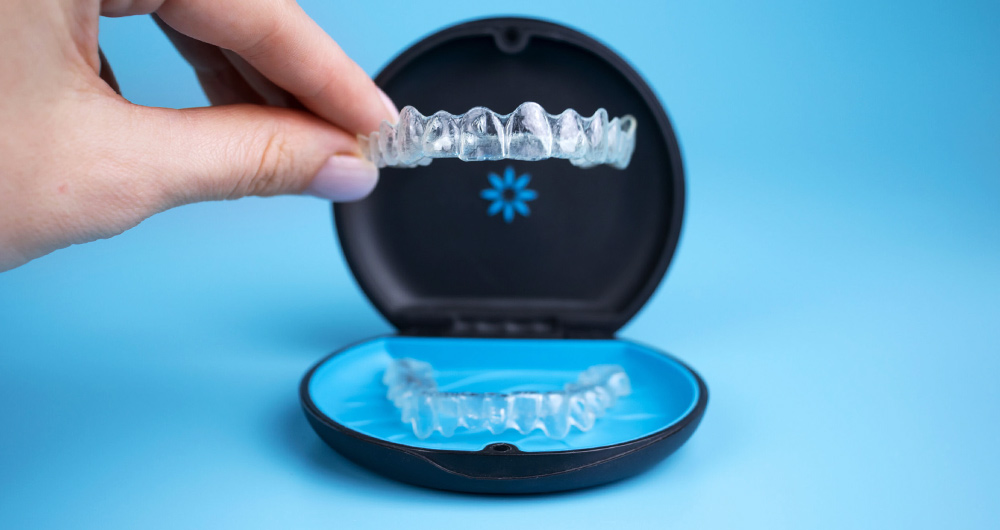Şeffaf plak denilince akla ilk gelen marka; Invisalign!
